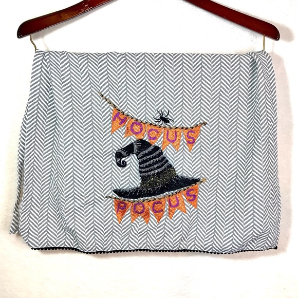 Isaac Mizrahi Halloween Hocus Pocus embroidered tea towel witch hat spider twine - Picture 1 of 8